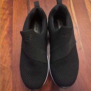 BCG slip on tennis shoes